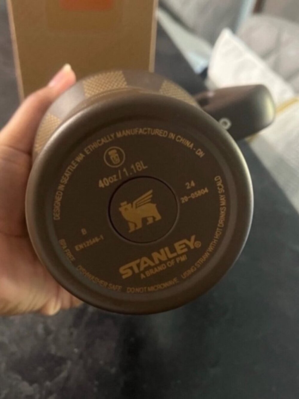 Stanley Chocolate Brown Gold Quencher Tumbler with Handle NEW IN BOX - Picture 5 of 5